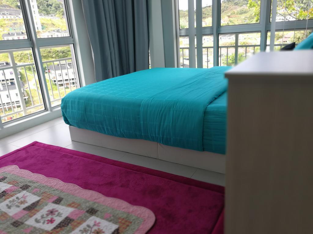 A5 Barrington Square 1 *